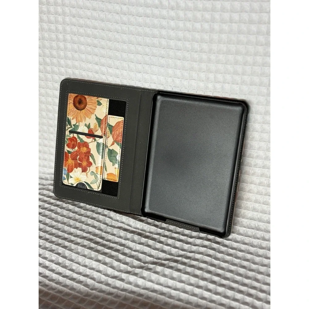 Multicolor Synthetic Leather Stand 11th gen kindle Case with Integrated Stand